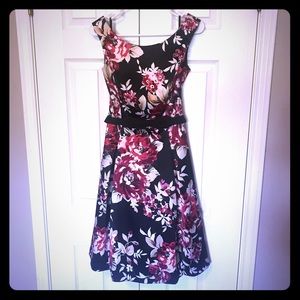 White House Black Market- Black/ Red Floral Dress